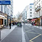 Flat 31M2 Near Pompidou Center, Marais, Les Halles, Mobility Lease Only