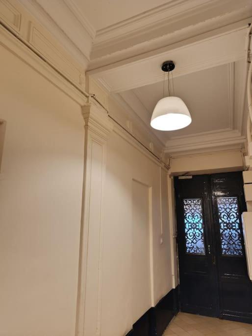 Apartment Flat 31m2 Near Pompidou Center, Marais, Les Halles, Mobility Lease Only