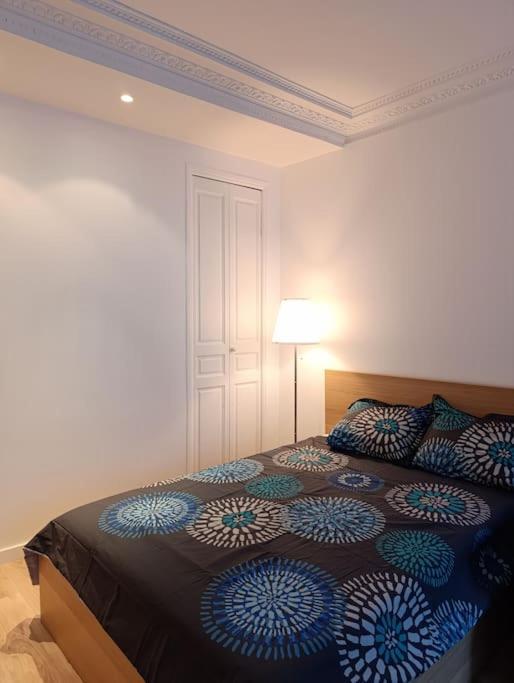 Flat 31m2 Near Pompidou Center, Marais, Les Halles, Mobility Lease Only Paris