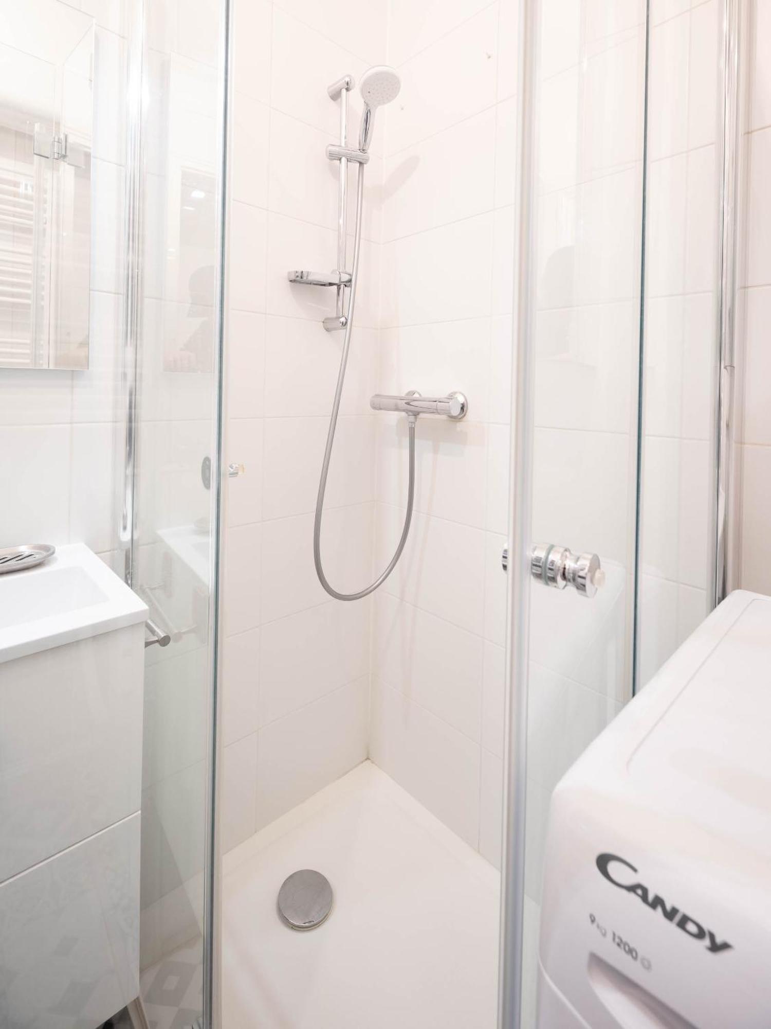 Flat 31m2 Near Pompidou Center, Marais, Les Halles, Mobility Lease Only * Paris