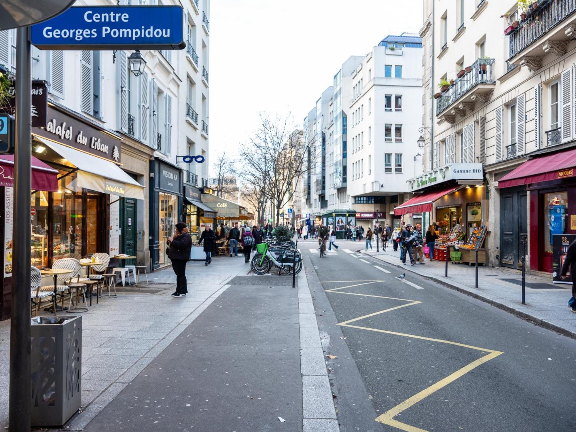 Apartment Flat 31m2 Near Pompidou Center, Marais, Les Halles, Mobility Lease Only
